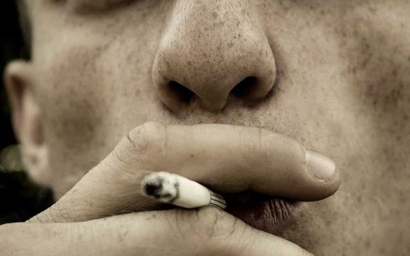 ela-estudian-la-relacion-dosis-respuesta-entre-fumar-y-el-riesgo-de-ela